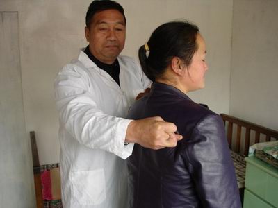 ��^ָᘼ��g����̧֮�ۃ�(n��i)��ָ�cѨ�ַ�